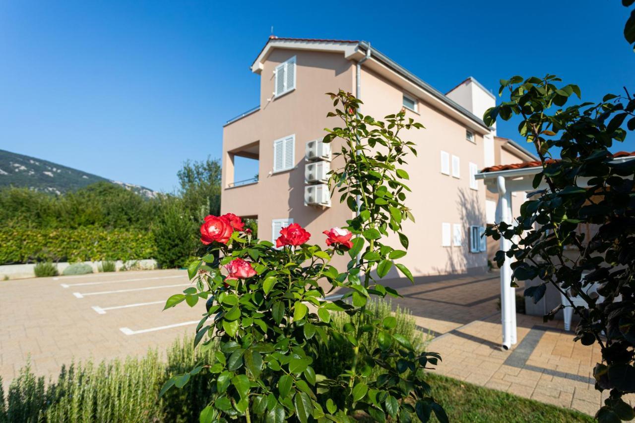 Apartments Crnekovic Jasna Baška Exterior foto