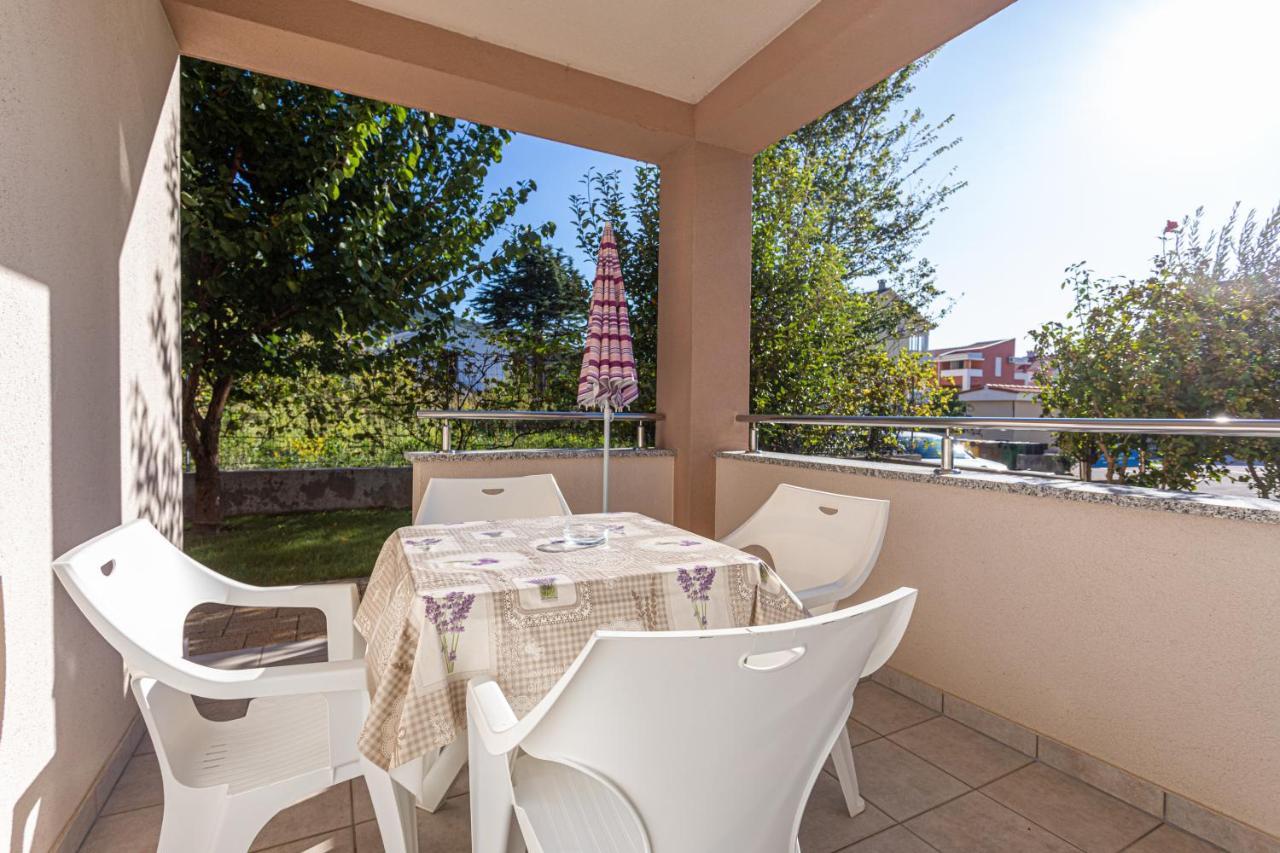 Apartments Crnekovic Jasna Baška Exterior foto