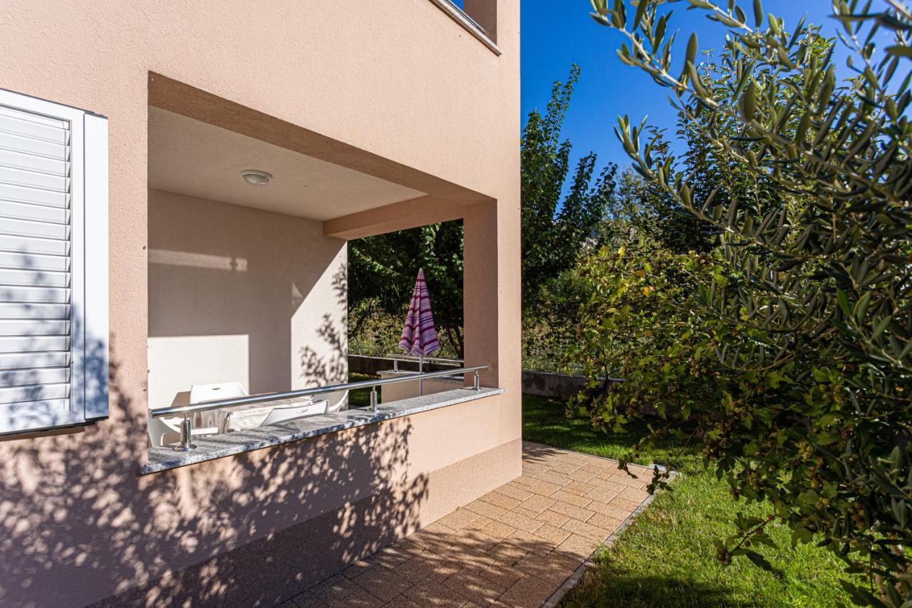 Apartments Crnekovic Jasna Baška Exterior foto